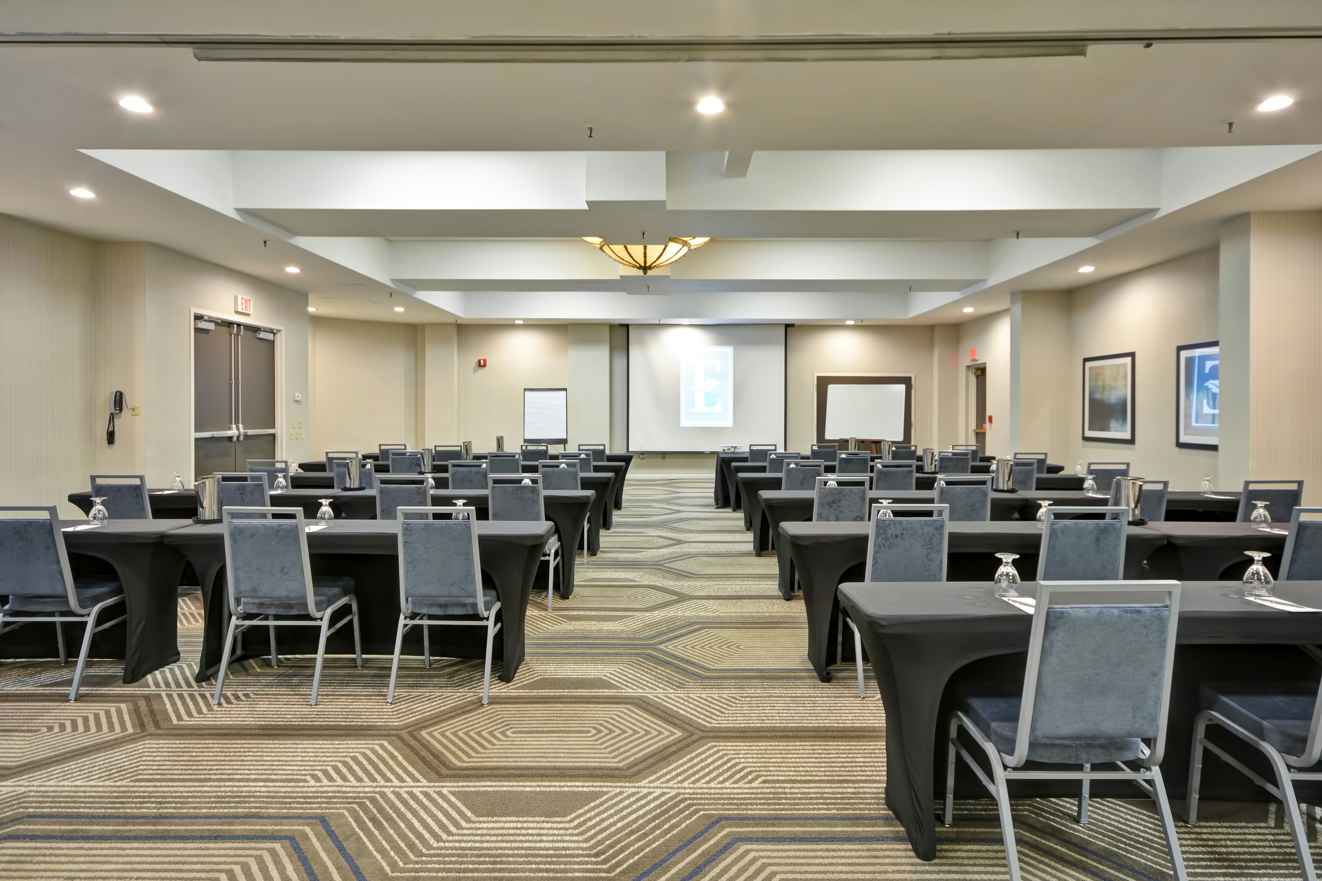 Embassy Suites Charlotte 63/73