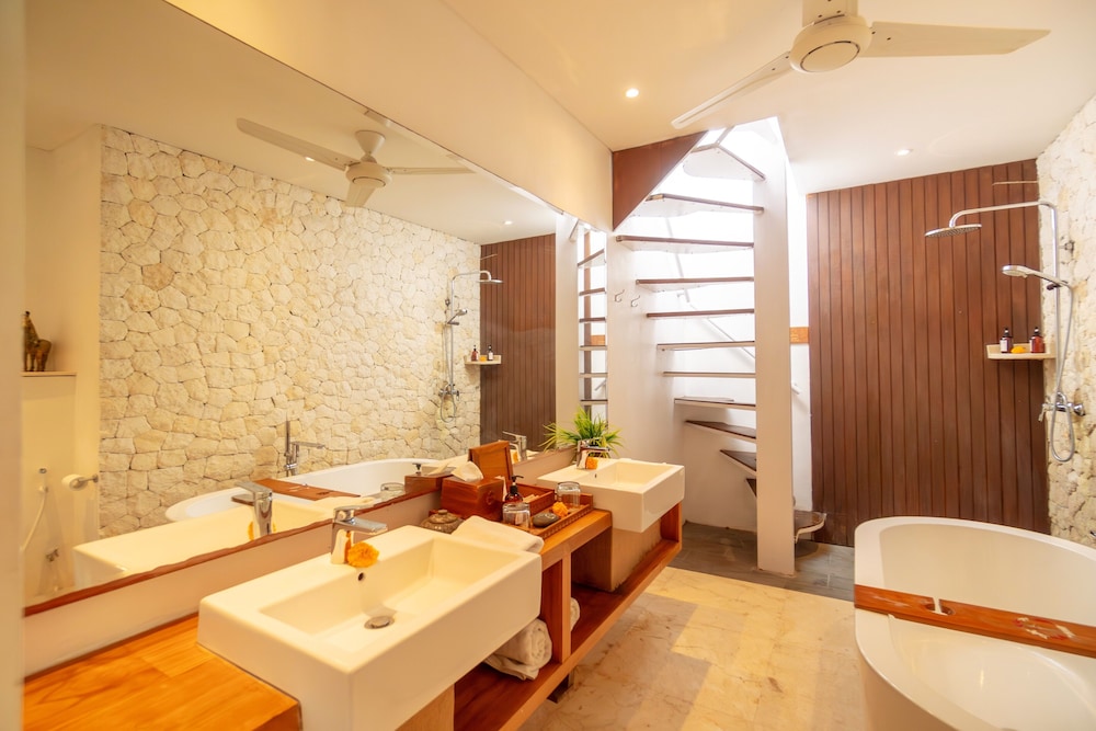 The Jimbaran Beach Villa by Ini Vie Hospitality 46/50