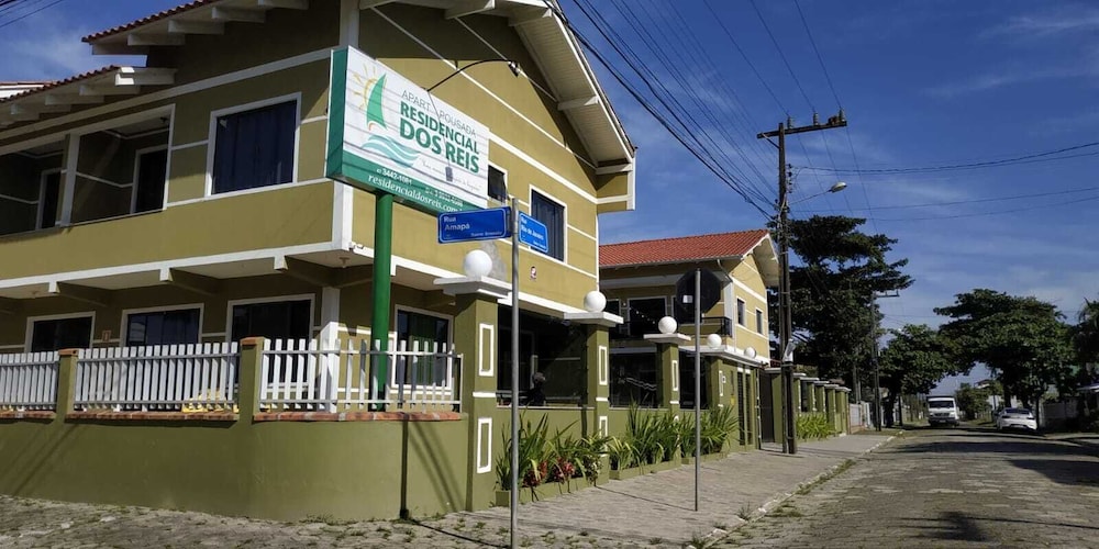 Apart Residencial Dos Reis 1/68