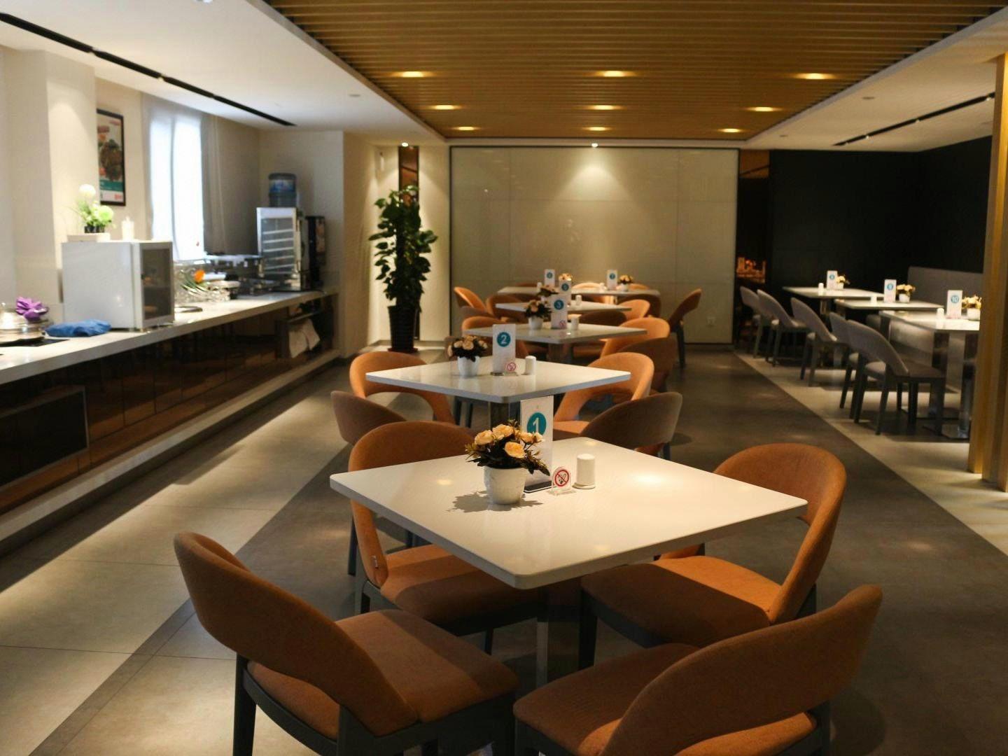 Jinjiang Inn (Shanghai Zhangjiang Financial Information Park Caolu Station) 25/28