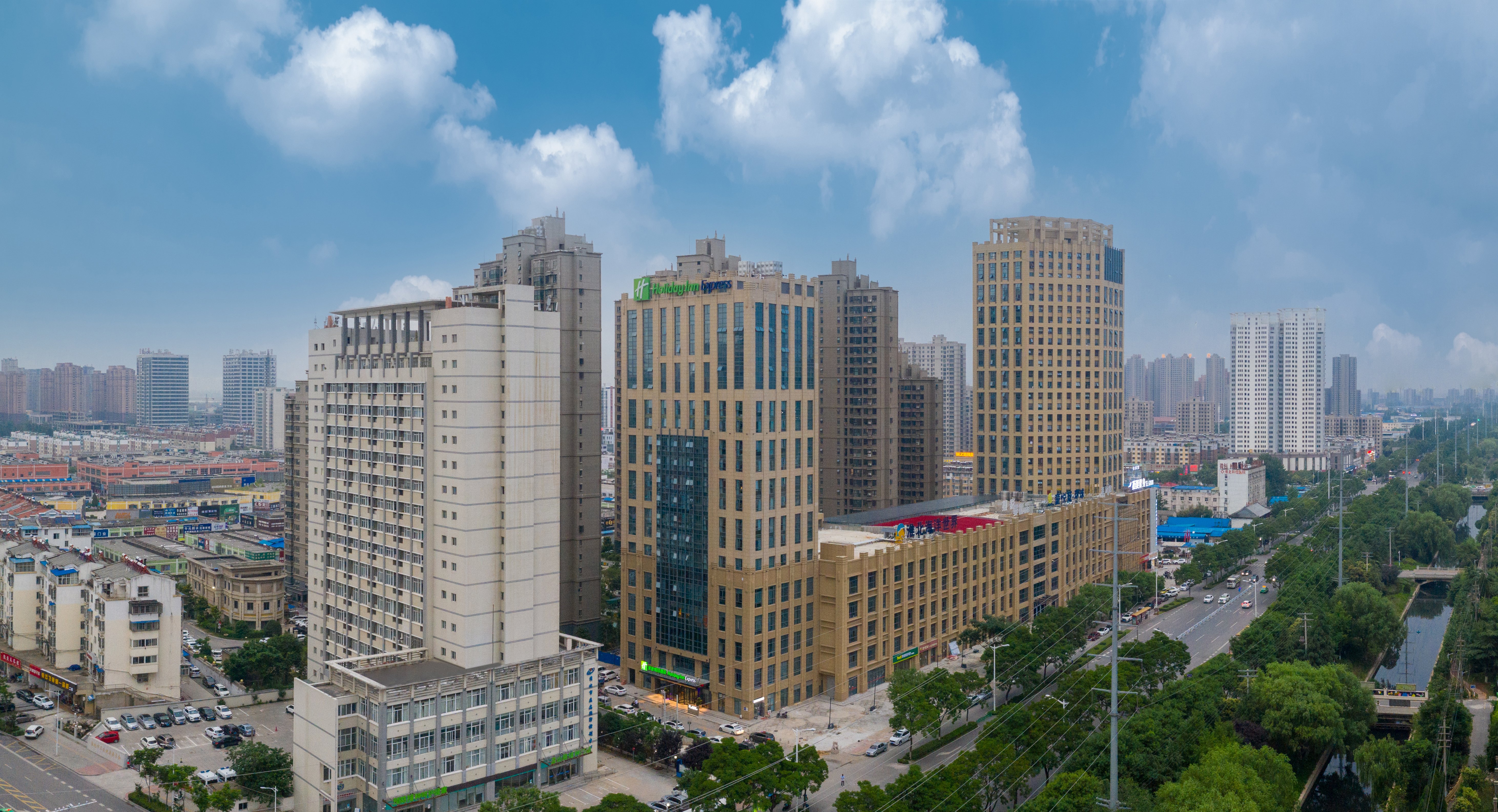 Holiday Inn Express Huaibei City Center 5/58