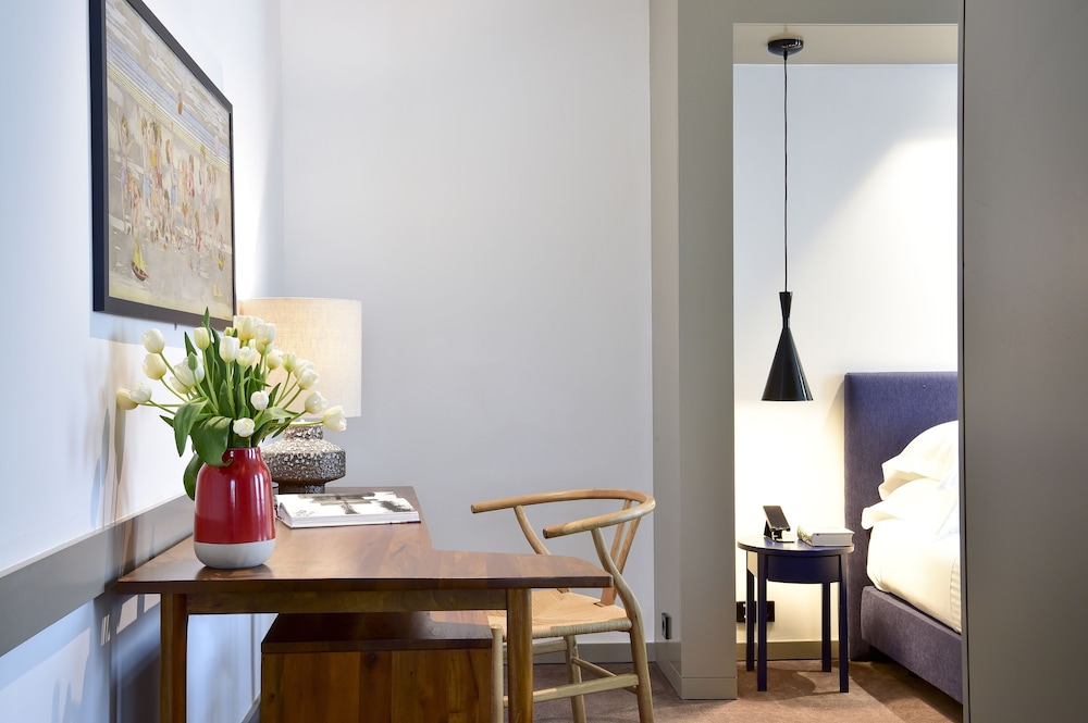 The Editory Artist Hotel 6/50