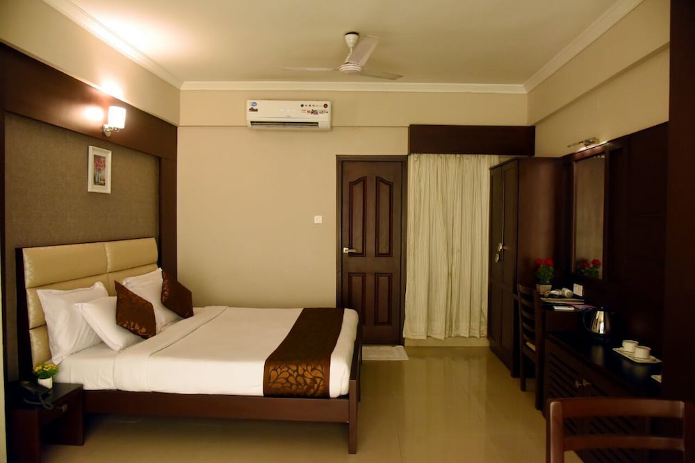 Hotel Pearl International 11/42