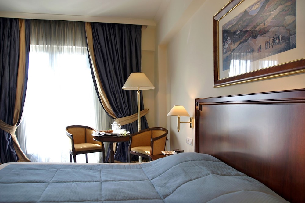 Volos Palace 5/66
