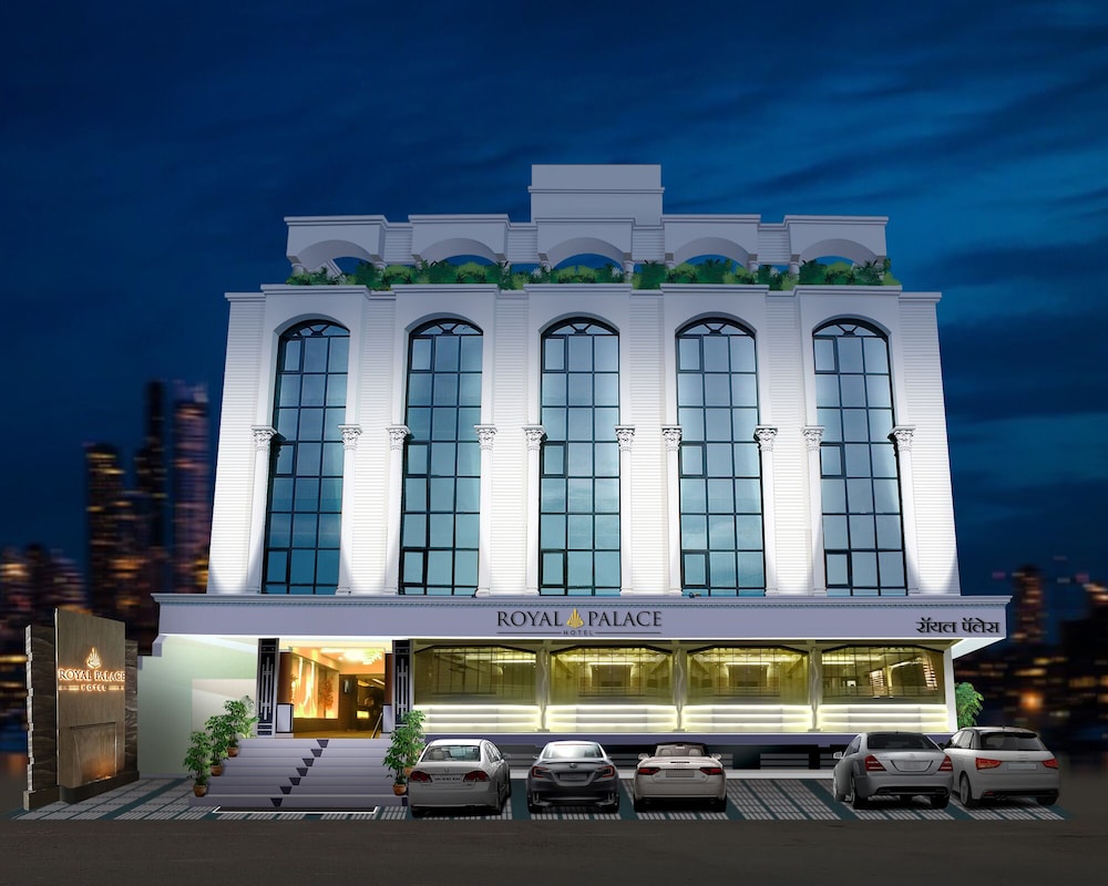 HOTEL ROYAL PALACE 2/54