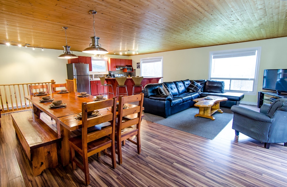 Claire Glen Chalet 35/50
