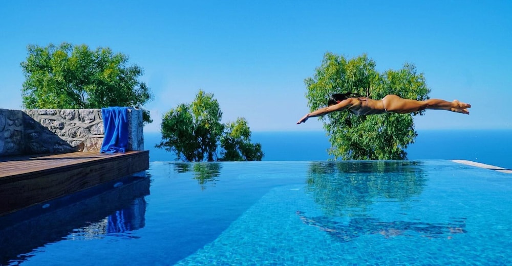 Villa Asterope Luxury Retreat By Pleiades 18/50