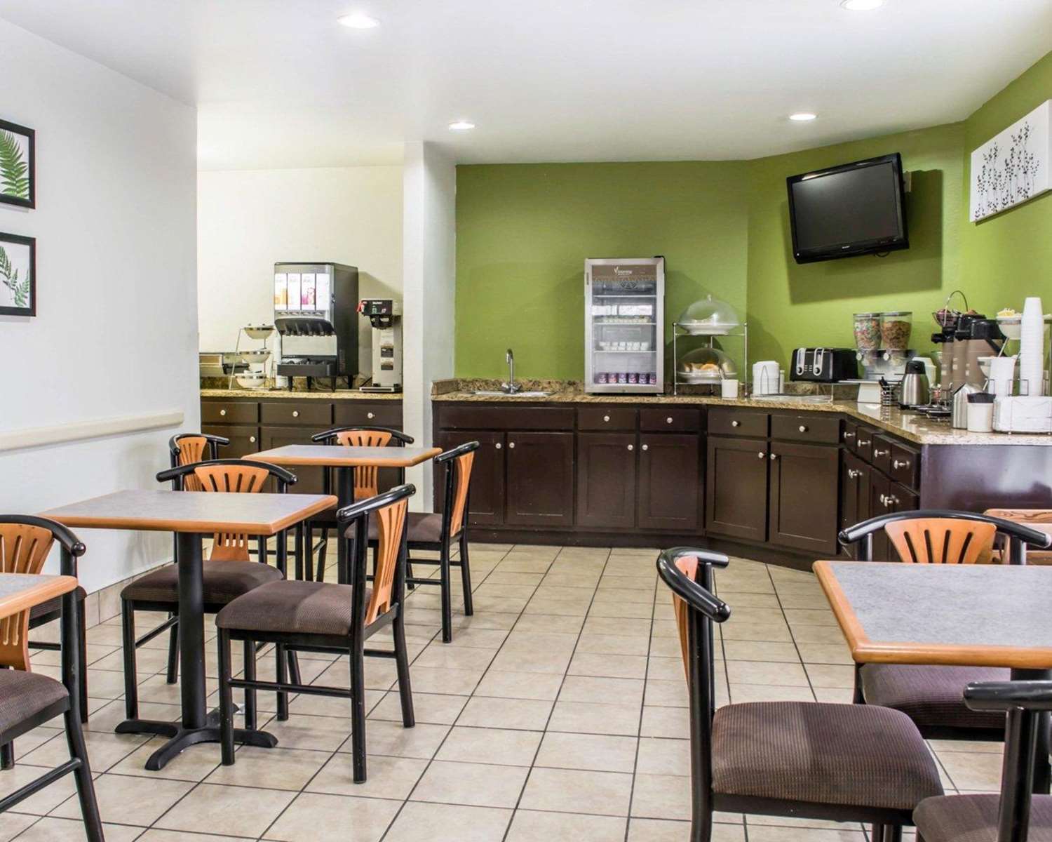 Sleep Inn Richmond South 24/29
