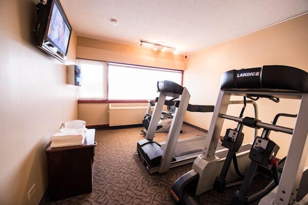 Travelodge by Wyndham Winnipeg Airport West 15/26