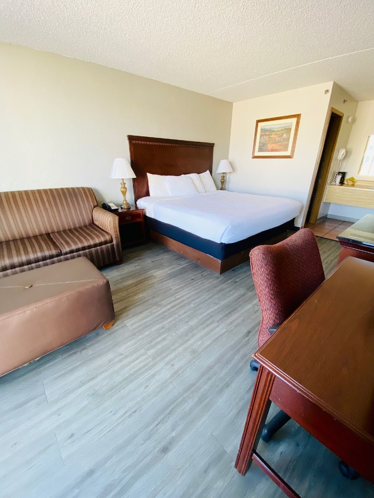 Willow Tree Inn 15/38