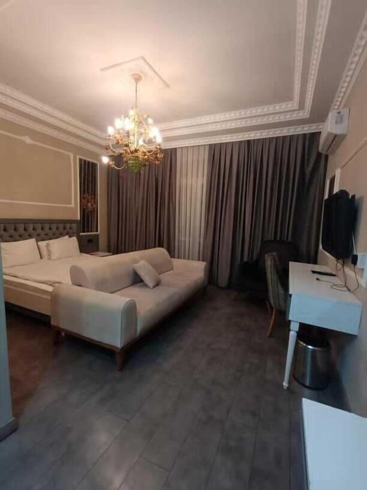 Arach Hotel Harbiye 34/73