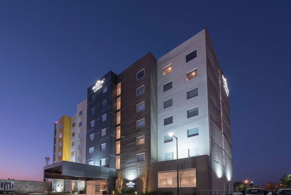 Microtel Inn Suites By Wyndham Irapuato 2/28