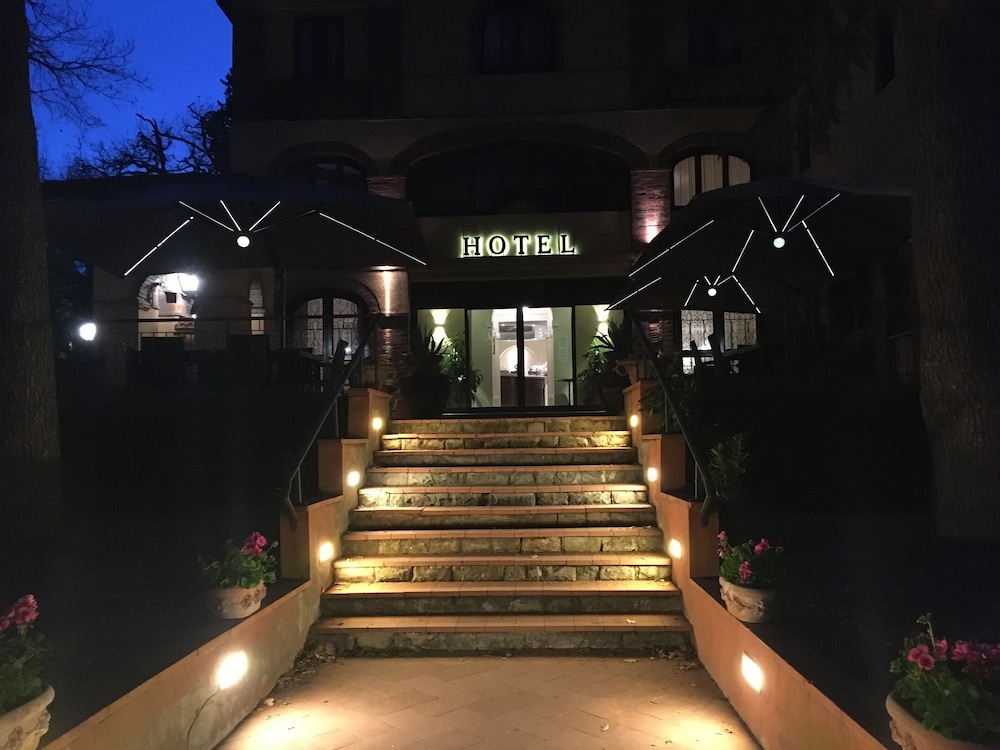 Villa Ambrosina 5/31