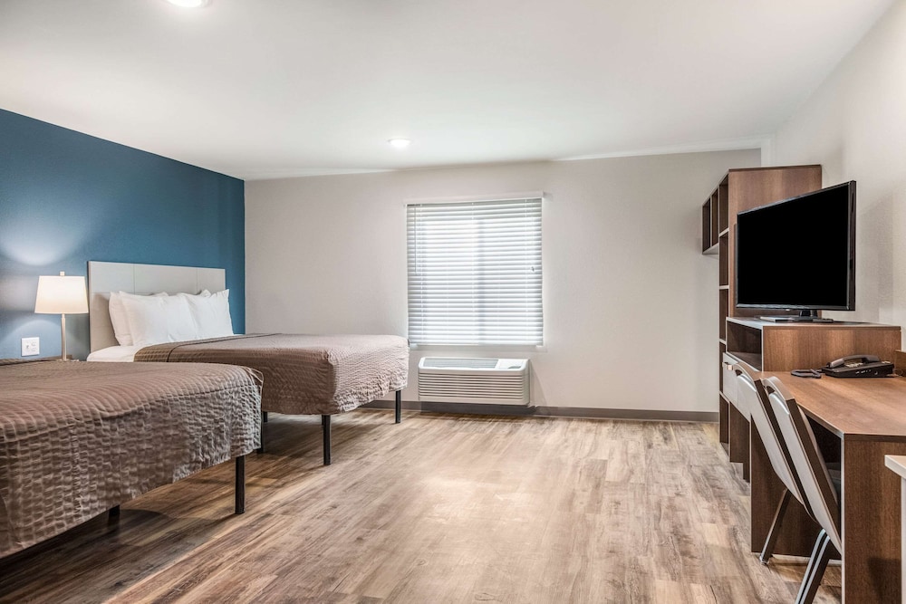WoodSpring Suites Greenville Haywood Mall 17/33