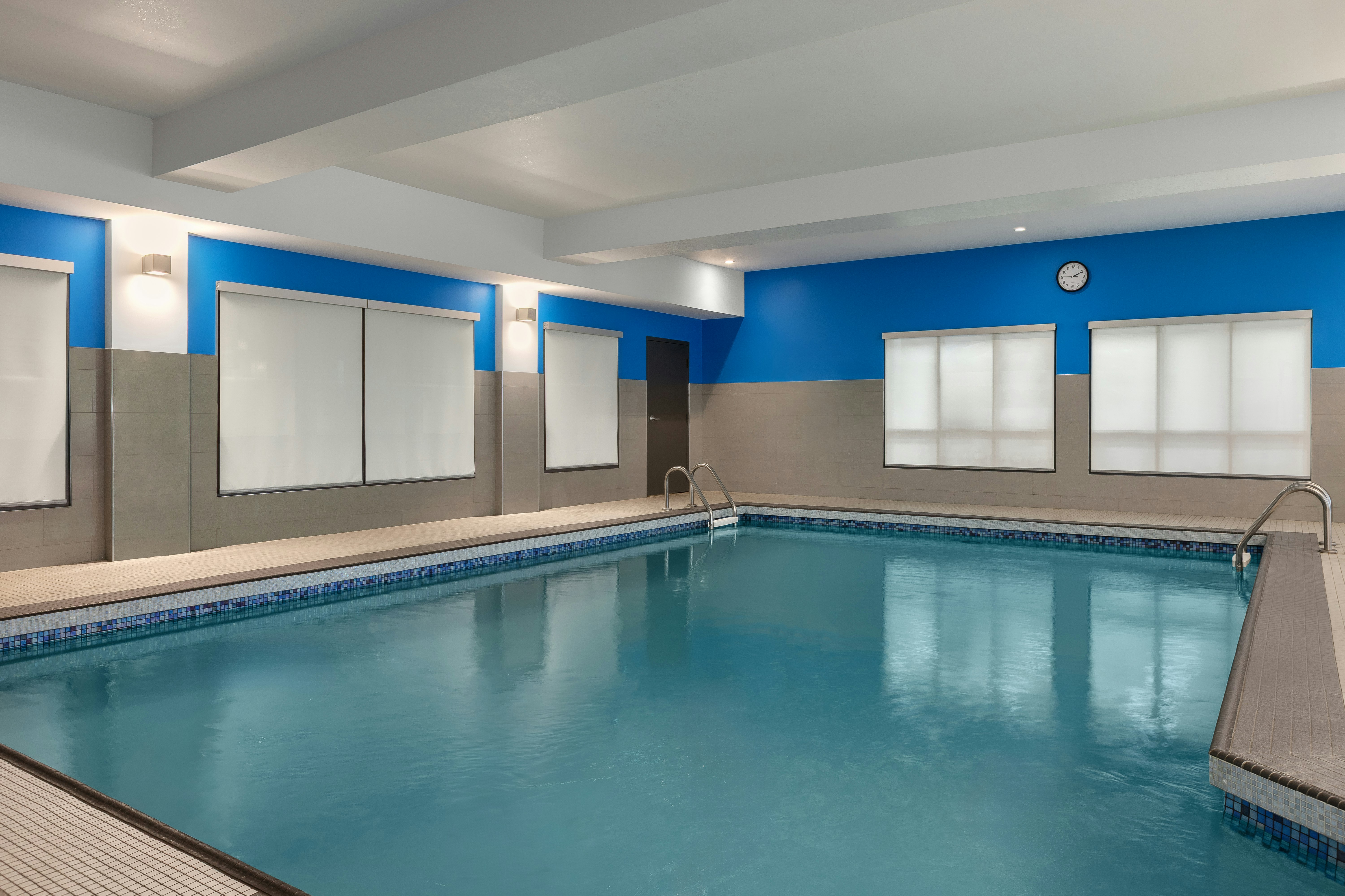 Hampton Inn and Suites by Hilton Montreal Dorval 7/23