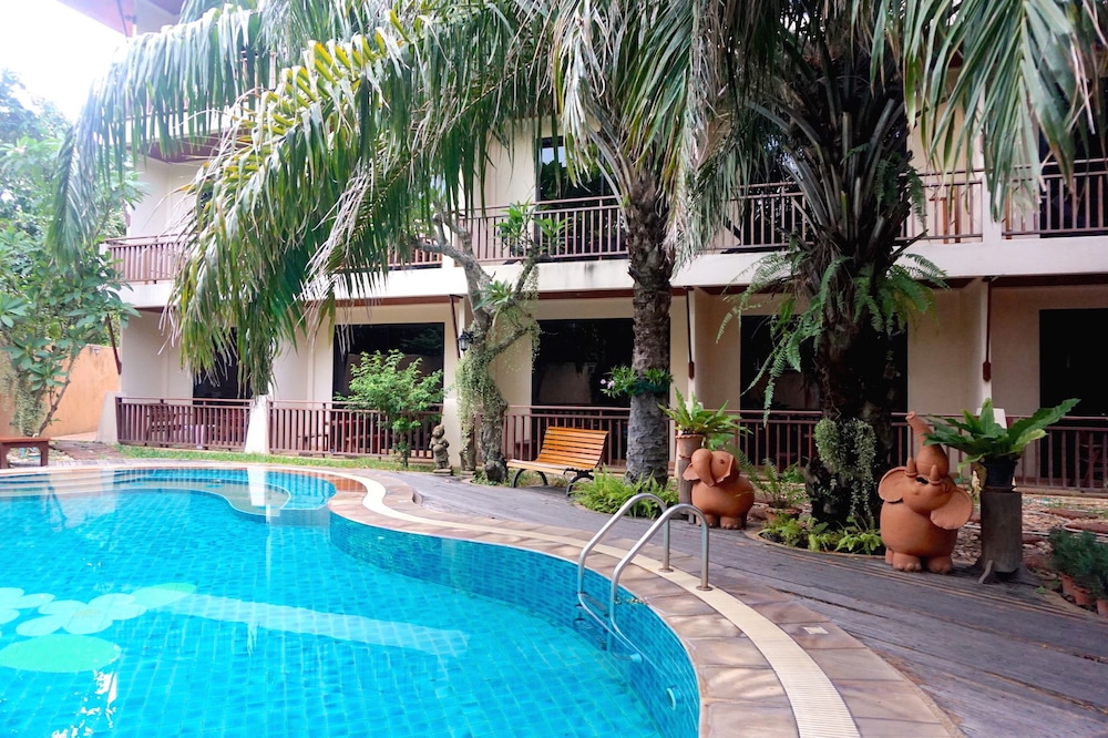 Thai Pura Resort Pattaya 5/55