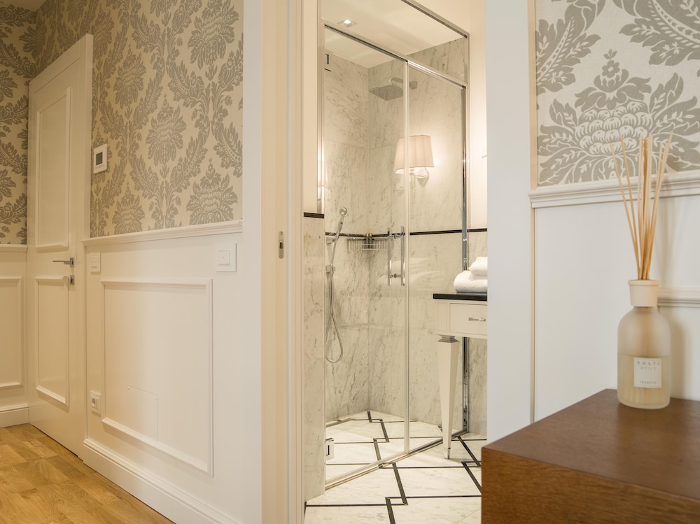 Luxury Duomo Rooms 44/50