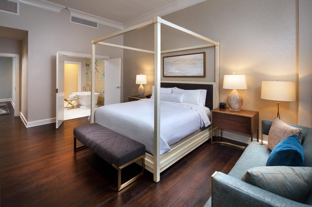 1 Bedroom, Heavenly, Penthouse Suite, Suite, King Bed, Skyline View, High Floor