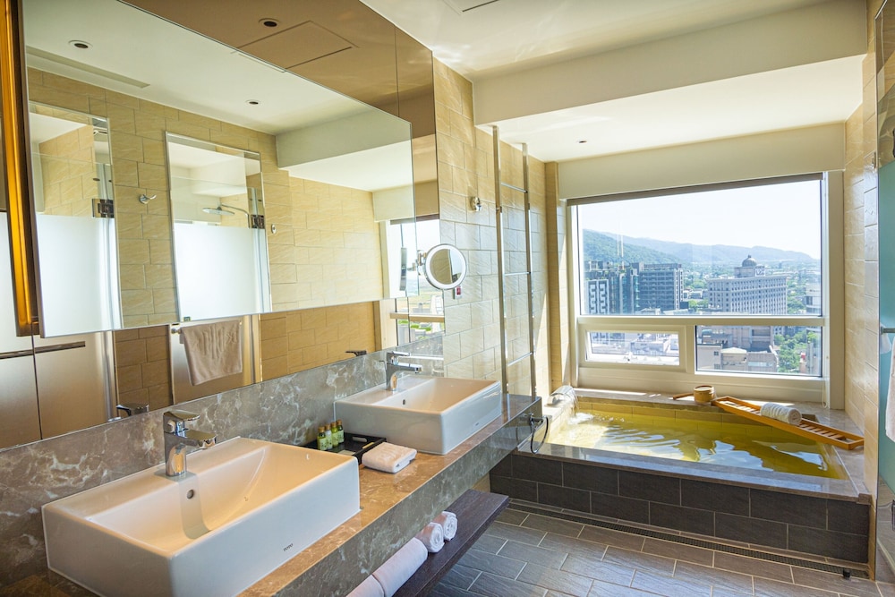 Kilin Hotel JiaoXi 90/95