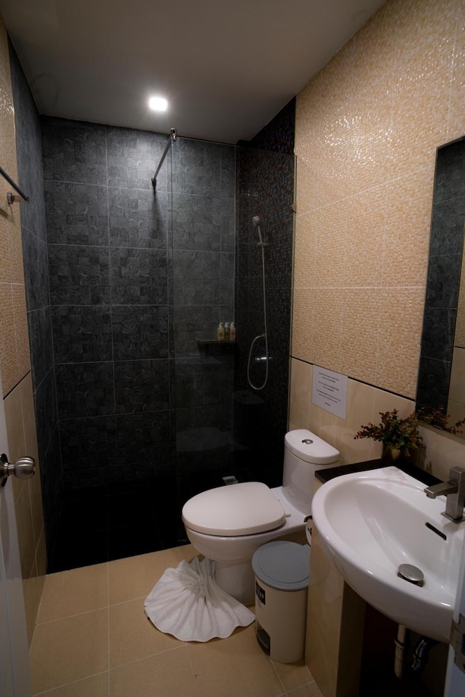 Ban S Avenue Guest House 25/26