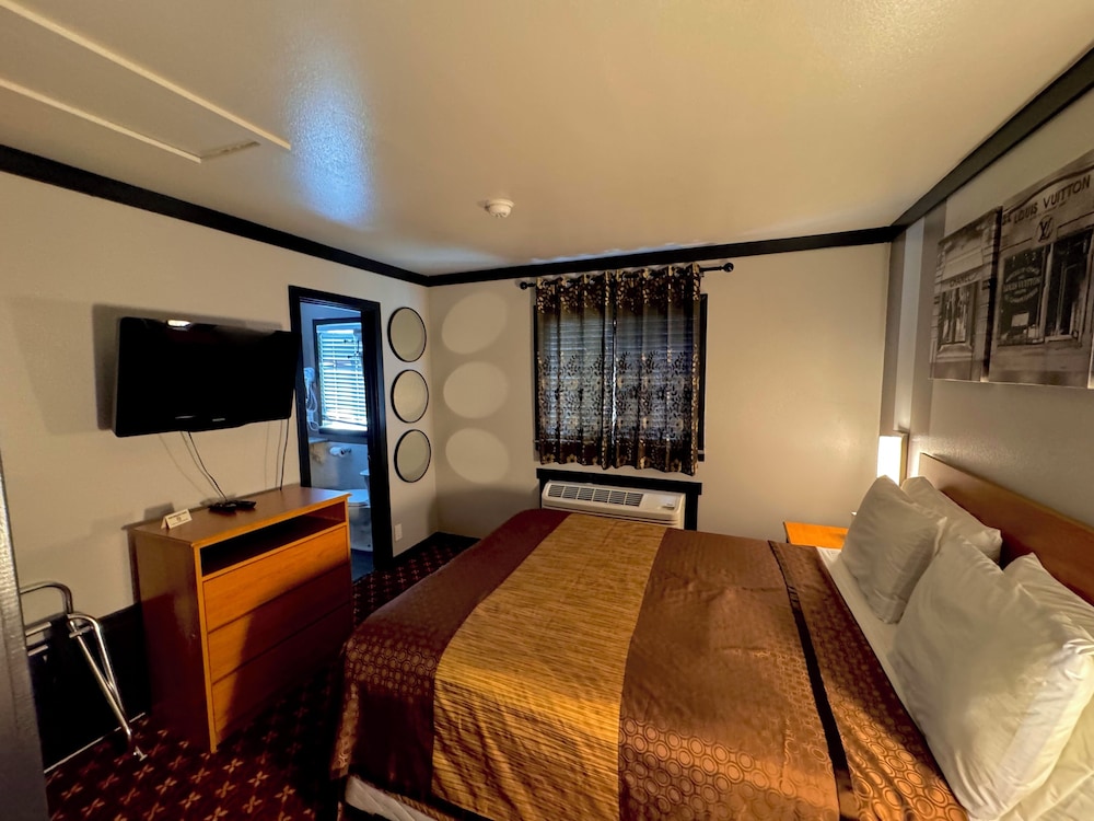 جناح استوديو فاخر بسرير كوين بحوض جاكوزي، Cascade Lodge 2/3