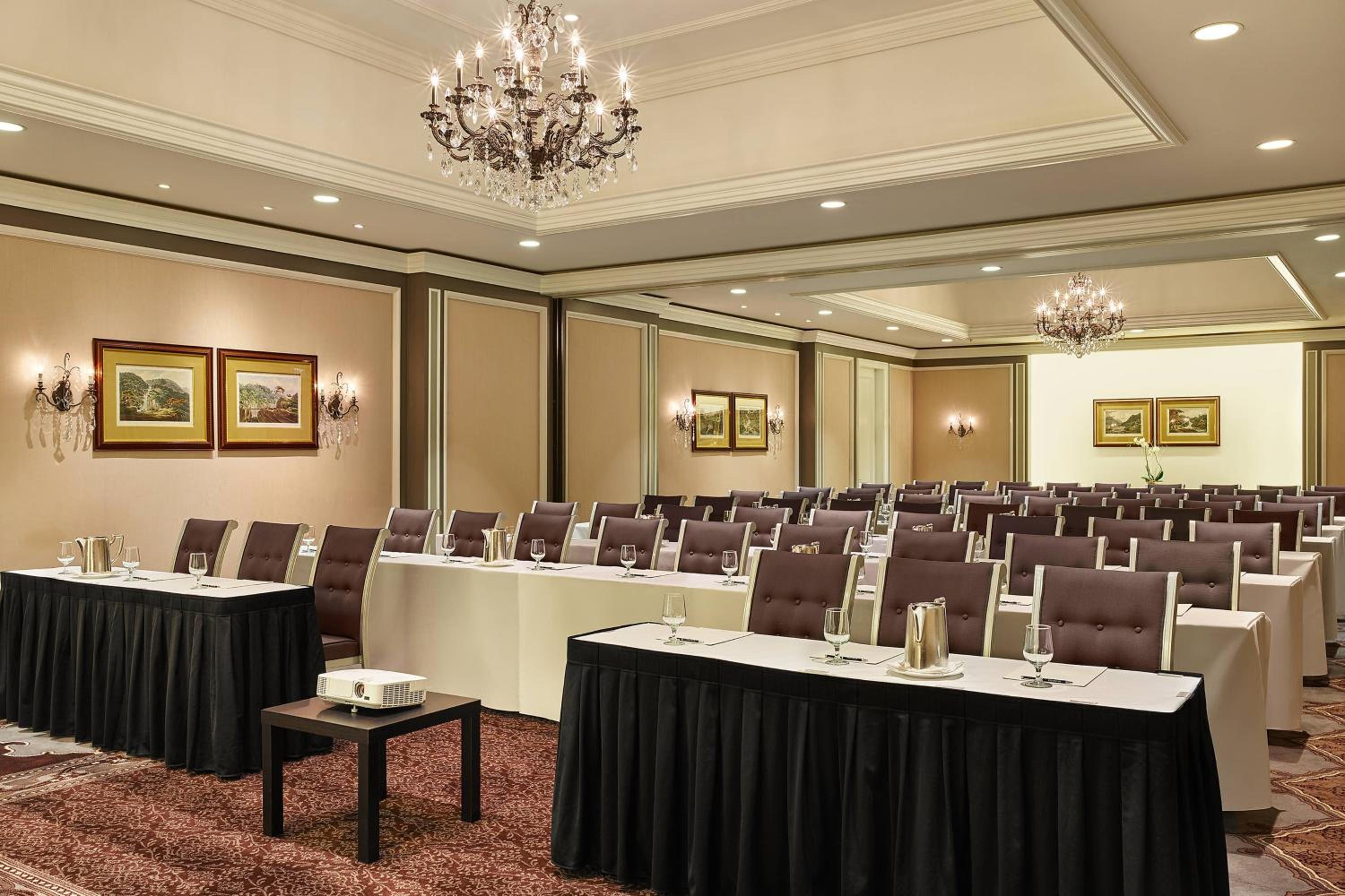 St Regis Aspen Resort 41/50