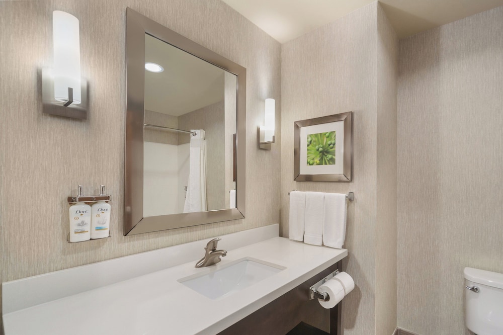 Holiday Inn Express & Suites Houston Nw - Tomball Area 70/70