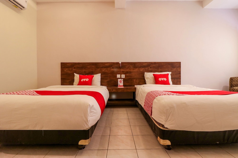 OYO 1384 Pulau Bali Hotel 19/29