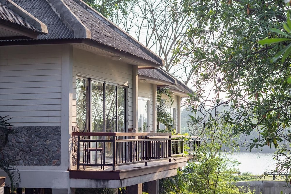 Baan Tai Had Resort and Water Sports 2/50