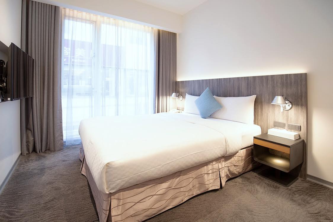 SUPERIOR, DOUBLE BED