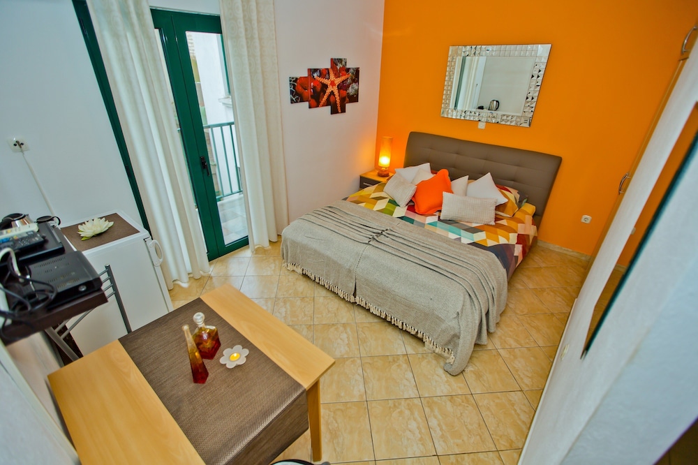 Apartments Pape 9/50