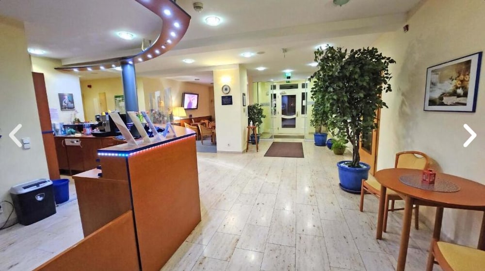 Hotel Amadeus Dresden Neustadt 4/25