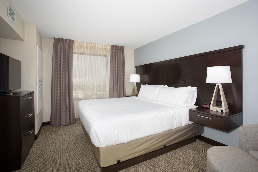 STAYBRIDGE SUITES DENVER SOUTH - HIGHLANDS RANCH 13/47