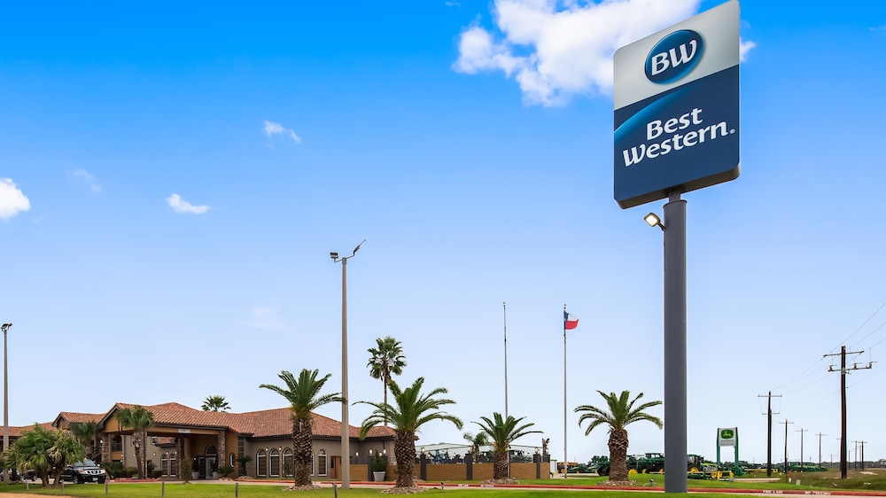 Best Western Executive Inn El Campo 10/32