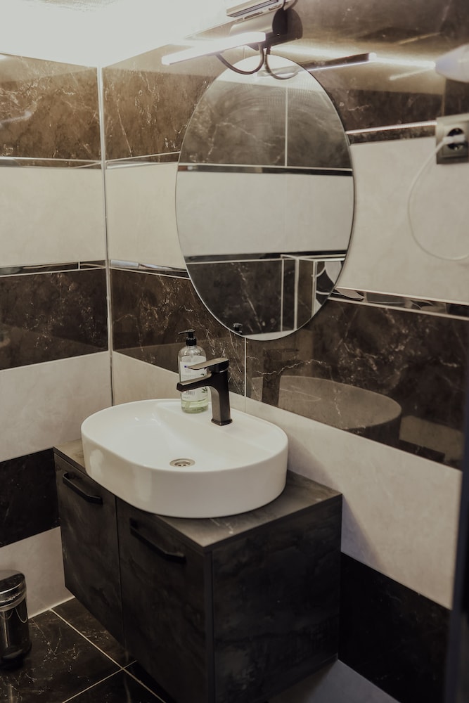 Swiss Inn Hotel Mersin 40/43