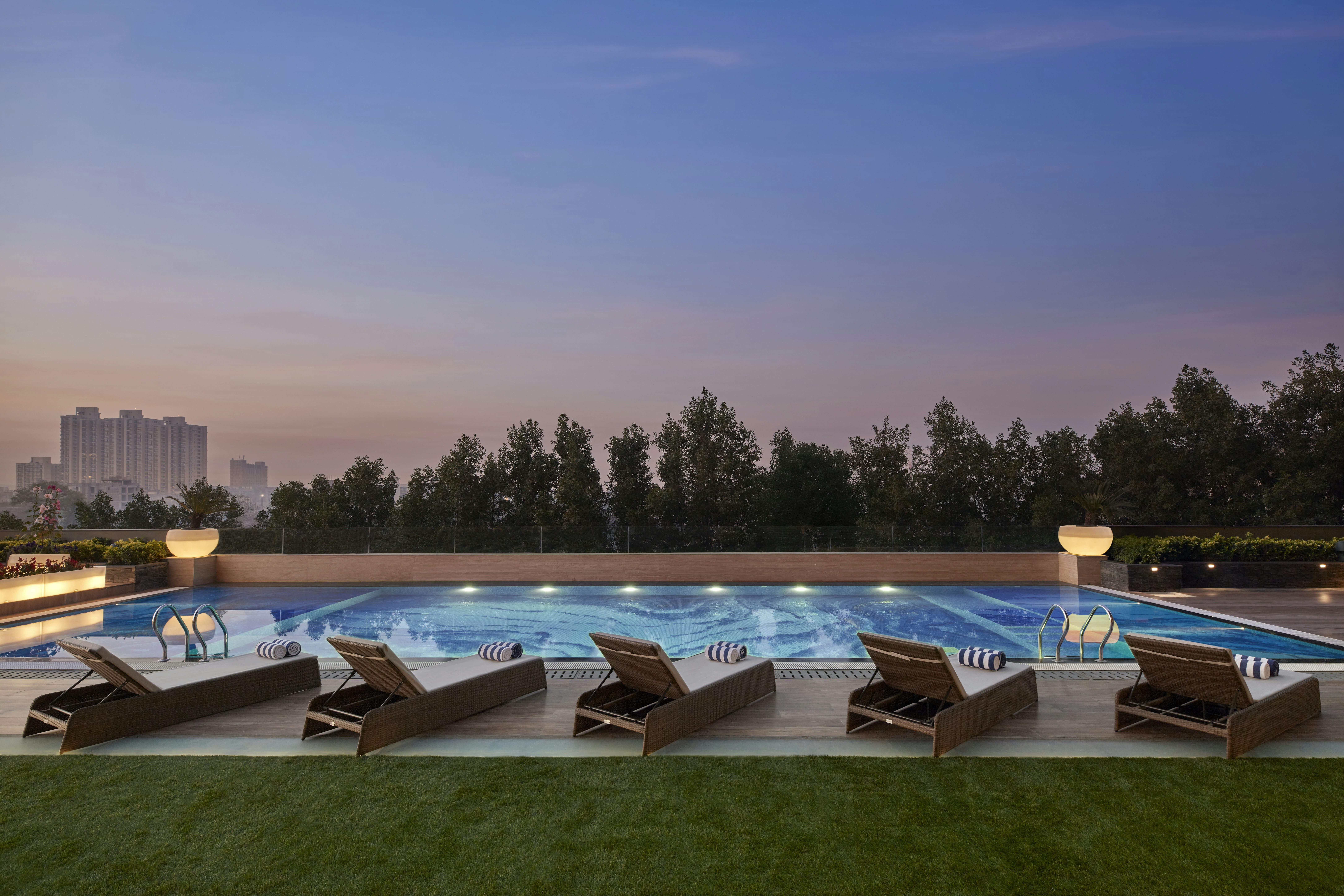 Hilton Gurugram Baani City Centre 58/60