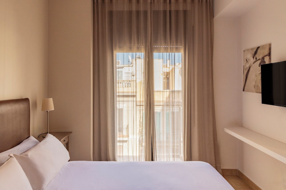 Gran De Gracia Apartments 12/24