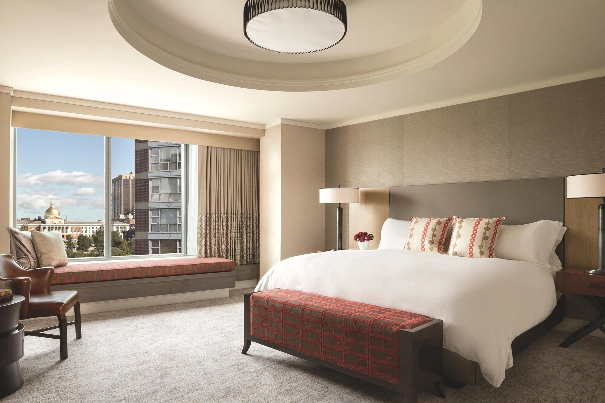 1 Bedroom, Presidential, Scenic, Park, Suite, Commercial View