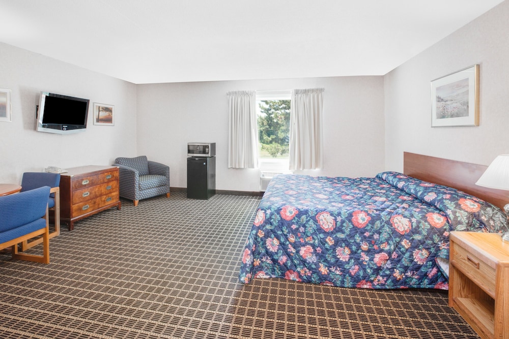Motel6 Grand Rapids, MI - Northeast 25/49