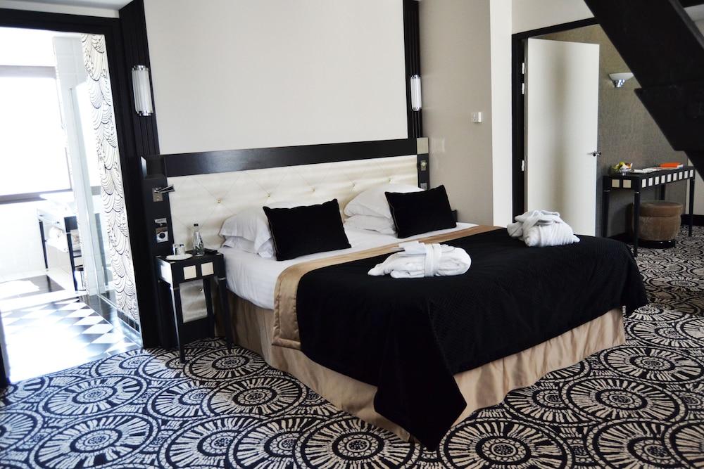 Hotel Jehan de Beauce 24/71