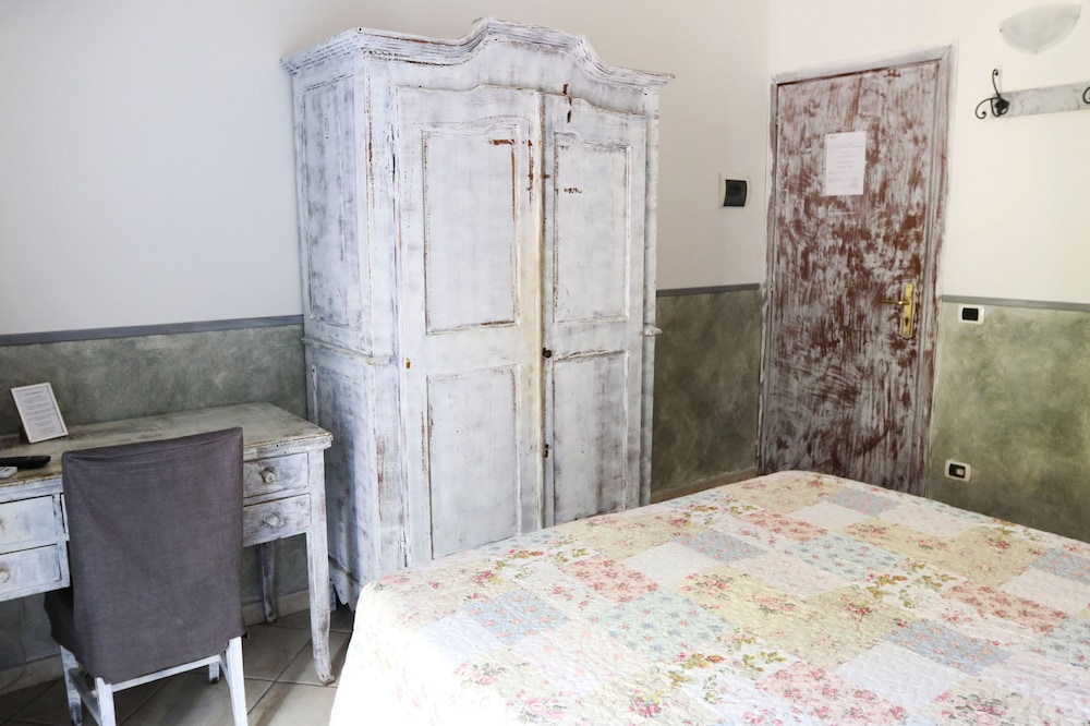 Relais Indipendenza 4/50