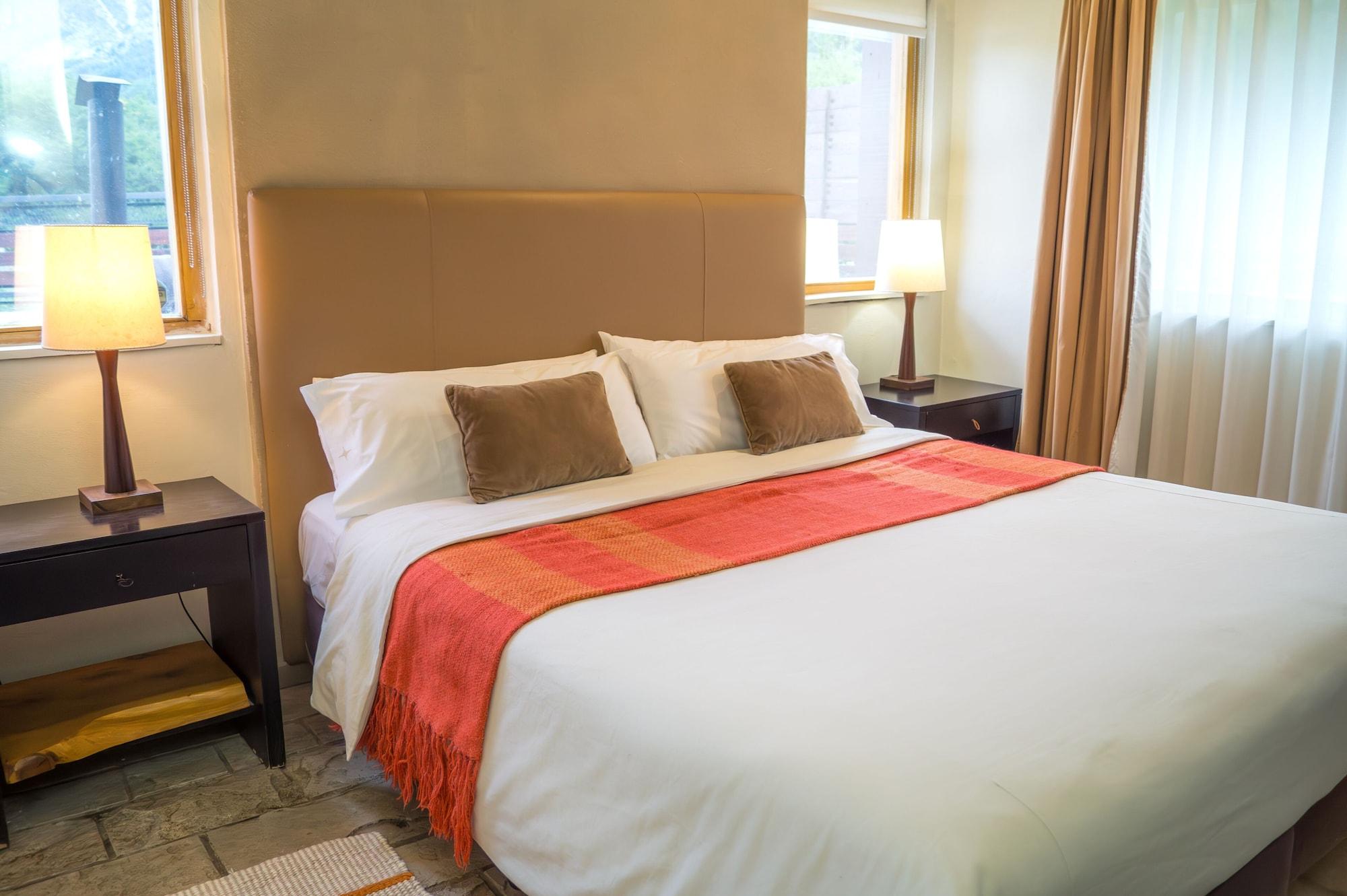 Deluxe, Suite, 2 Beds, Mountain View, 2 Bathrooms