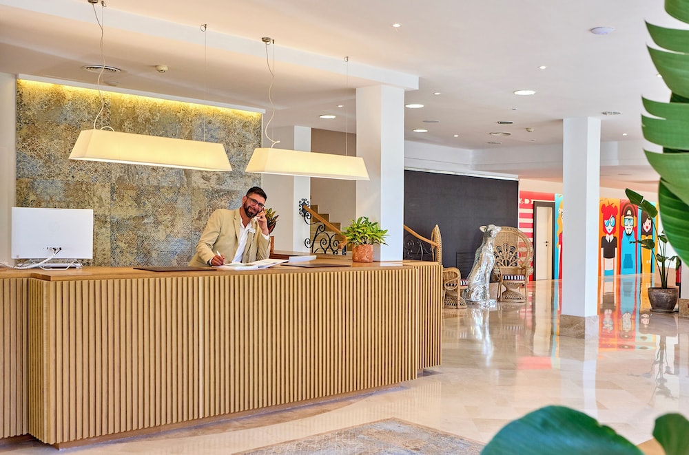 Universal Hotel Neptuno - Adults Only 11/69