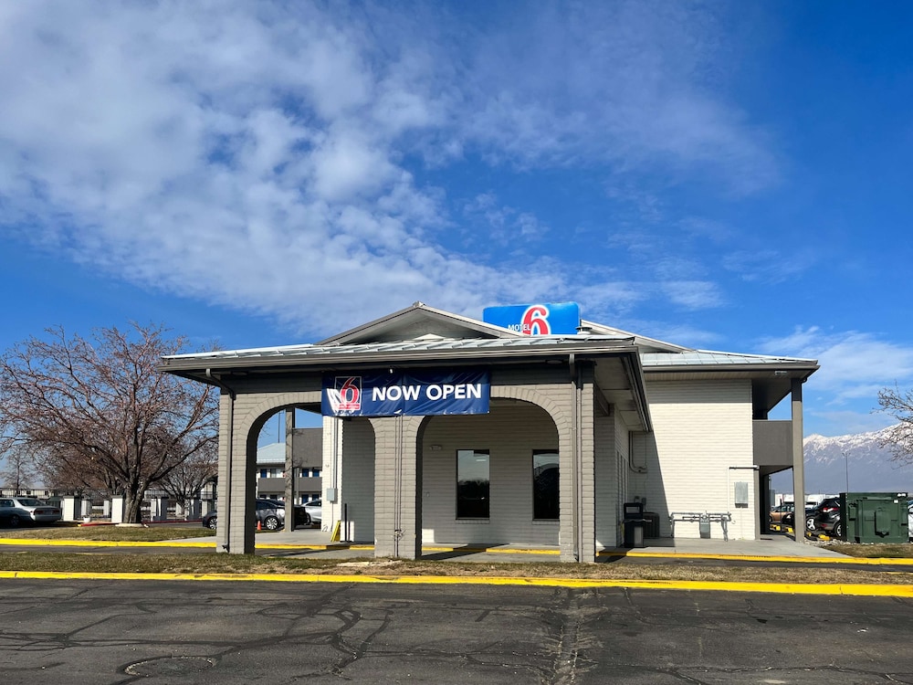 Studio6 Ogden, UT – 21st Street image