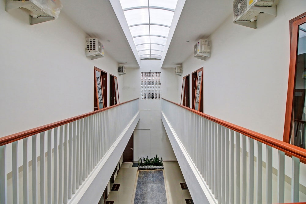 OYO 90820 Madania Guesthouse Syariah 18/23