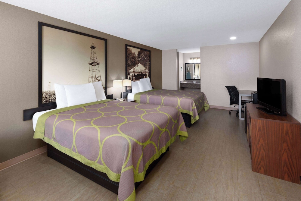 Room, 2 Queen Beds