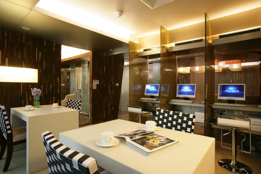 In One City Inn 37/50
