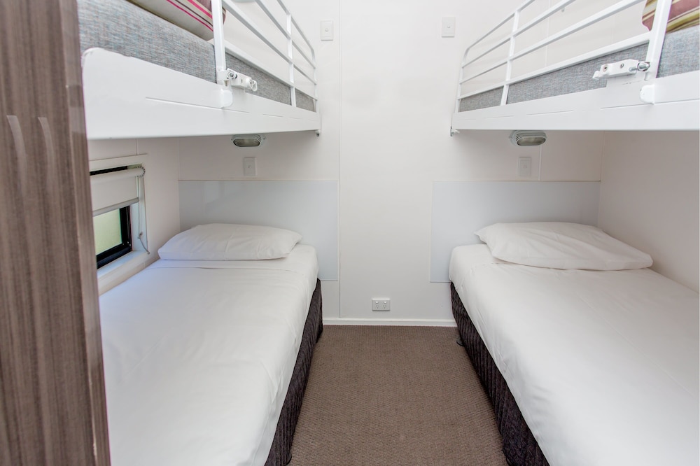 2 BEDROOMS, DELUXE, VILLA