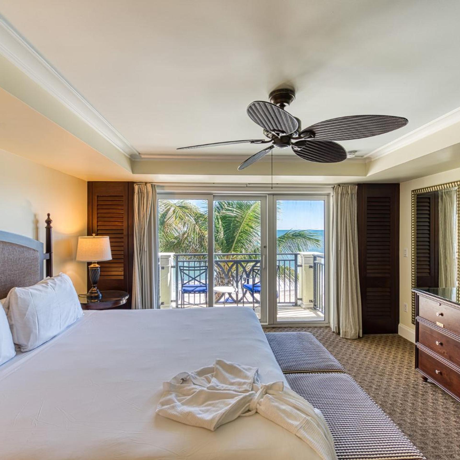 2 Bedrooms, Grand, Suite, King Bed, Ocean Front