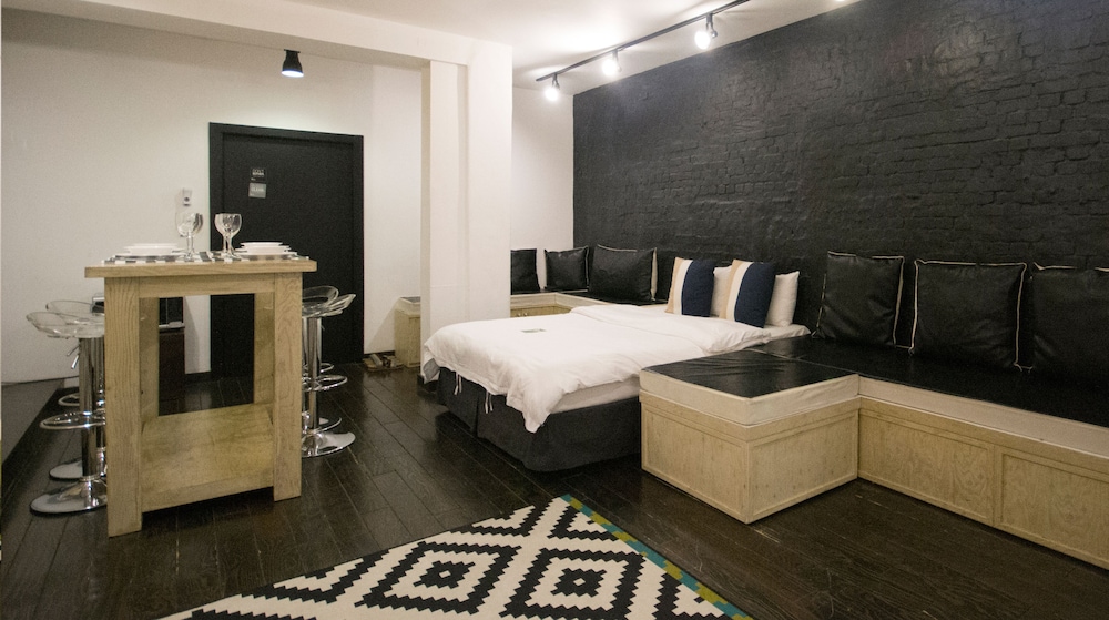 SLA Seoul Loft Apartments 23/74